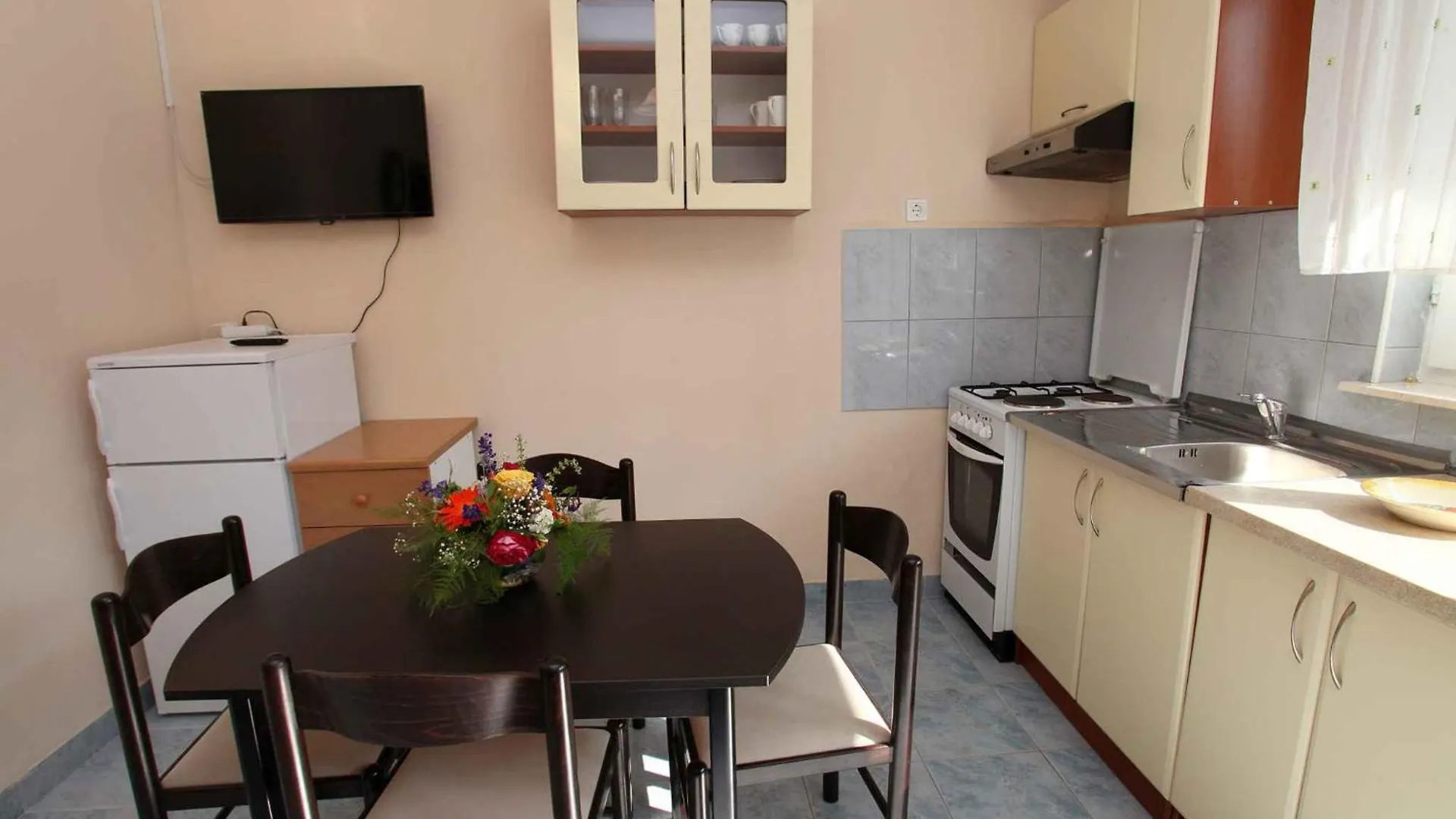 Apartment Okrug Donji 3 Okrug Gornji Croacia