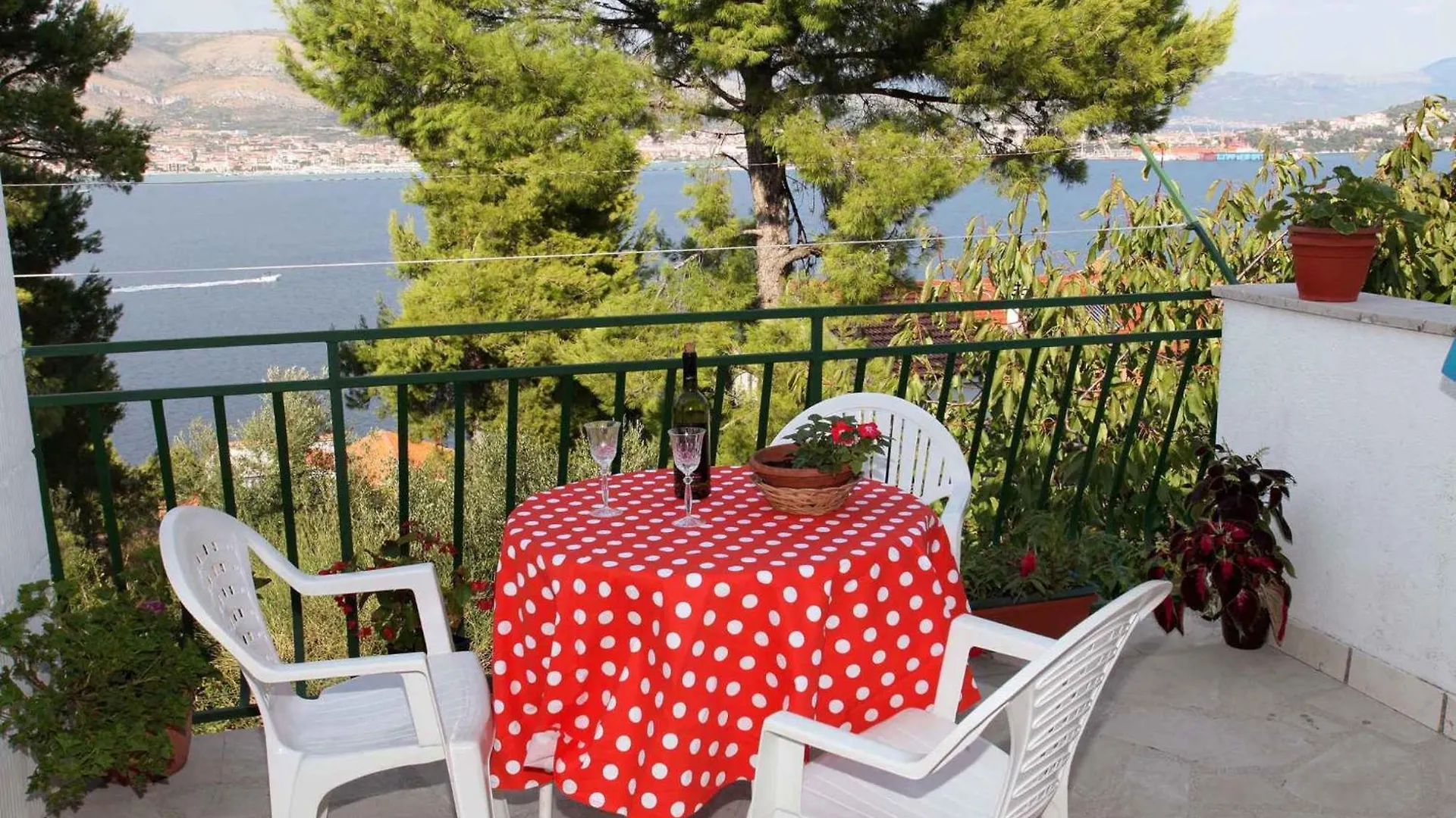 Apartment Okrug Donji 3 Okrug Gornji